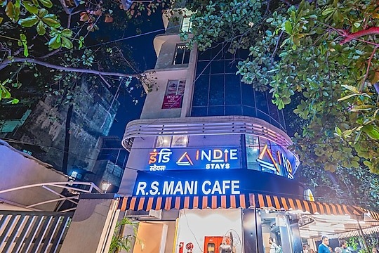 INDIE STAYS STUDIO CHEMBUR